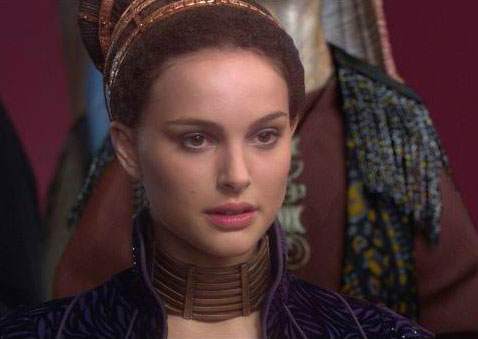 Plik:Senator Padme na Coruscant.jpg