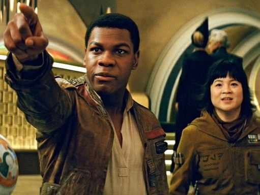 Plik:Finn i Rose w kasynie.png