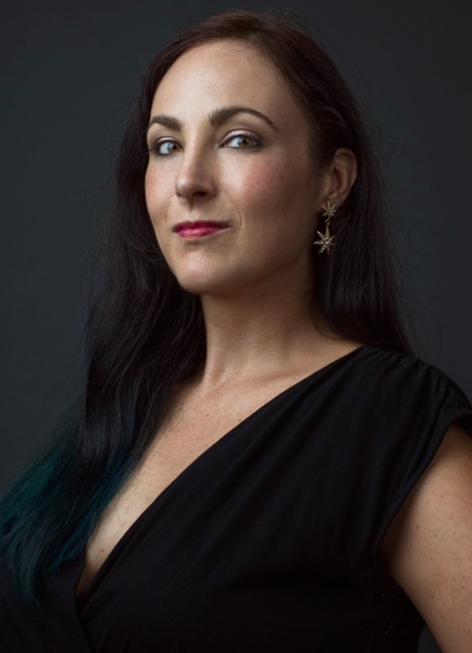 Plik:Delilah S. Dawson.jpg