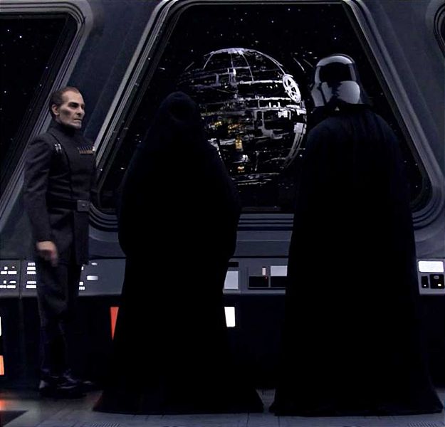 Plik:Moff Tarkin.jpg