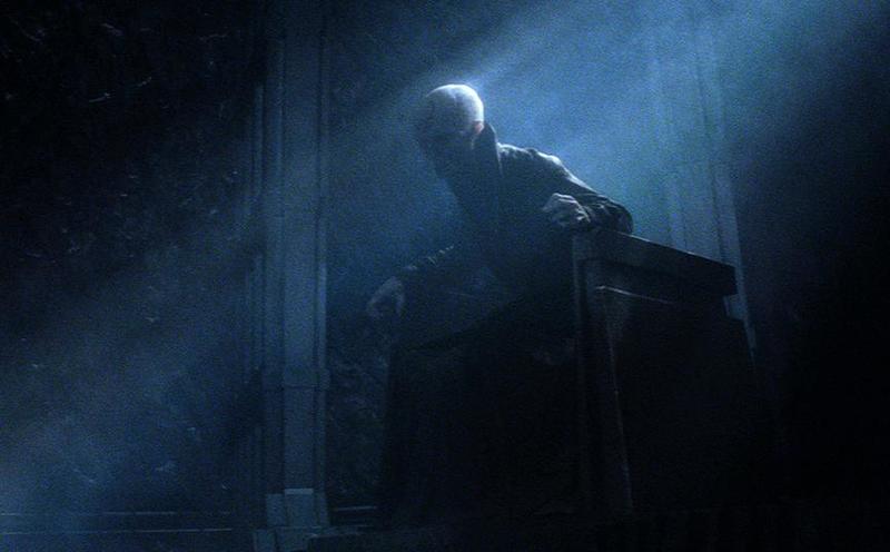 Plik:Snoke na tronie.jpg
